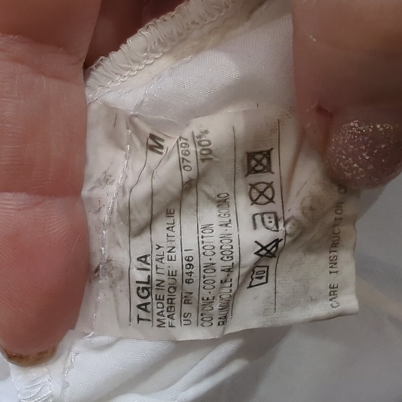 Sisley White Tunic Top with Ruffles - Picture 4 of 9